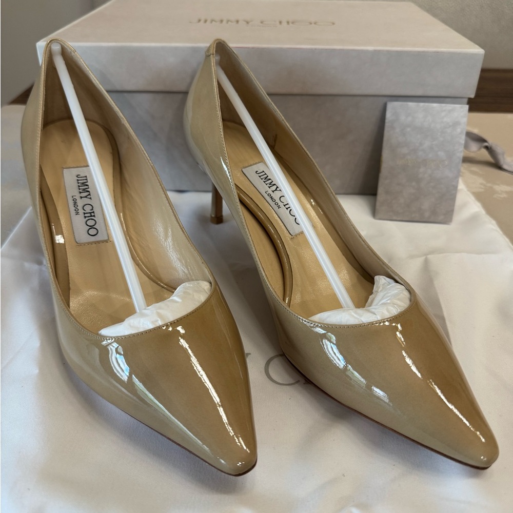 NIB Jimmy Choo Romy Tan Patent Mid-Height Pumps EU 39/US 9